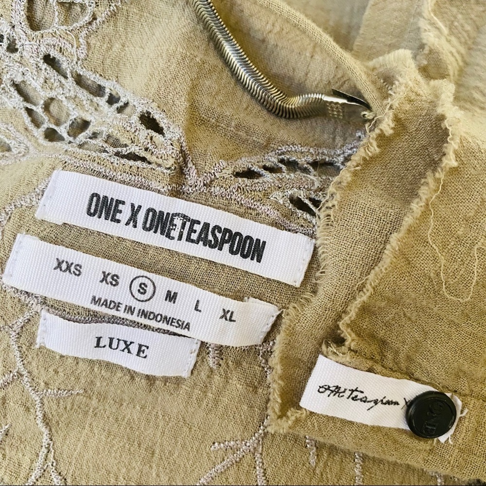 ONE TEASPOON Honey Rider Hand Cut Top In Ochre S - Picture 7 of 7